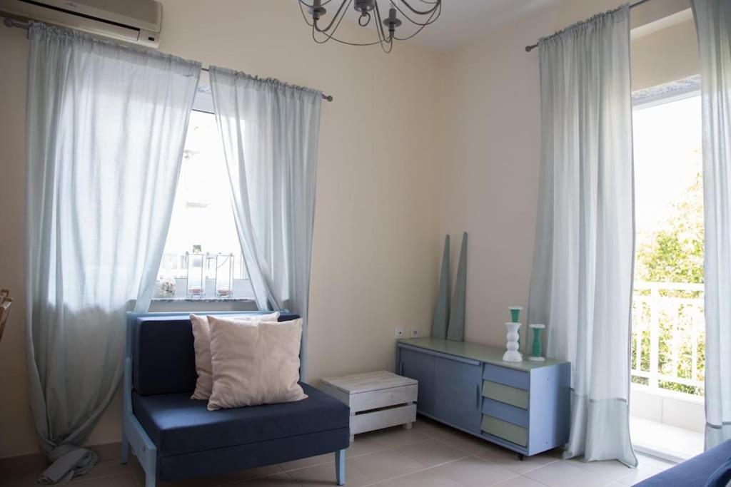 Blue Theros Apartments Paralia Dionysiou Exteriér fotografie